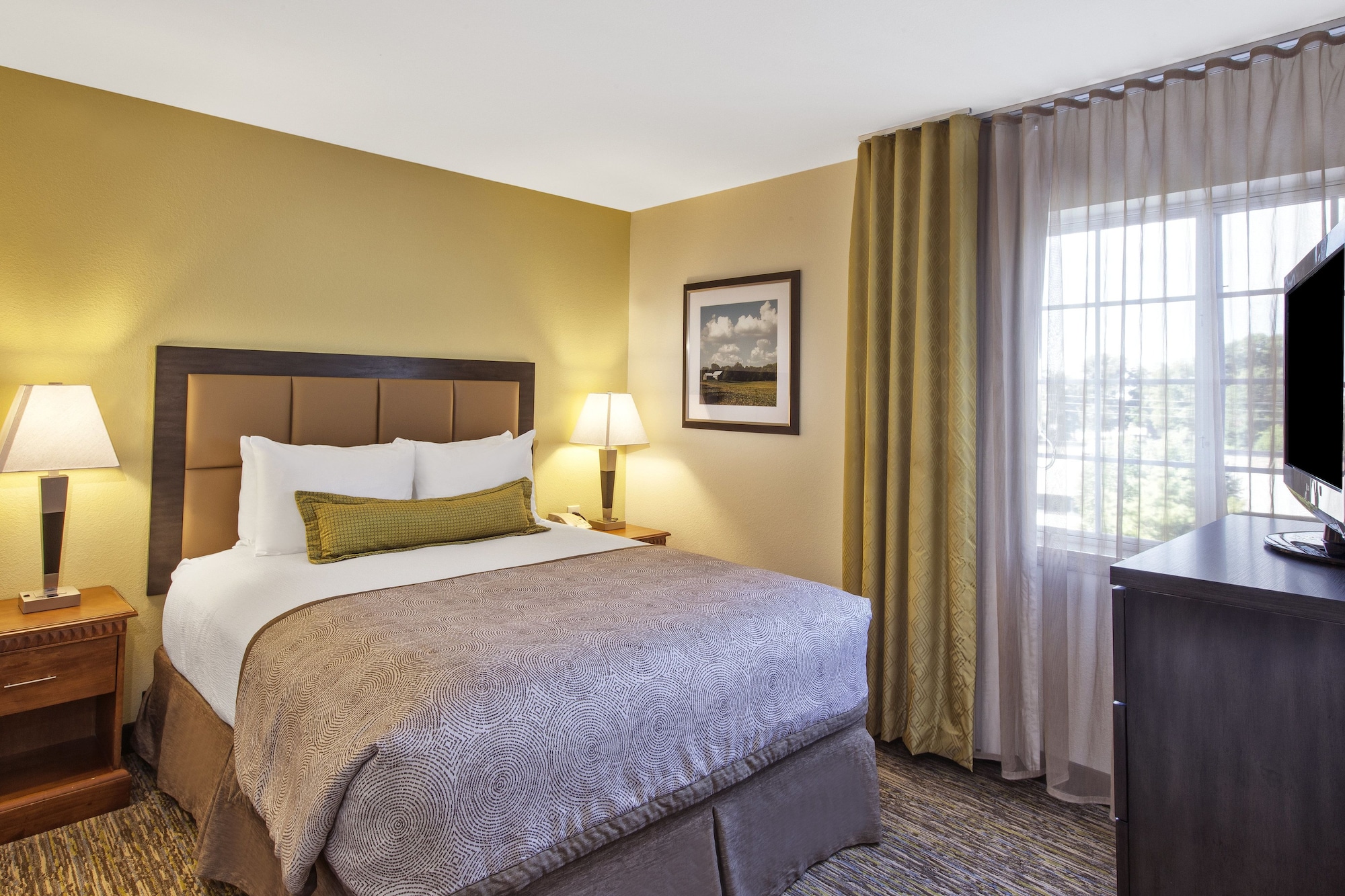 candlewood suites indianapolis airport by ihg