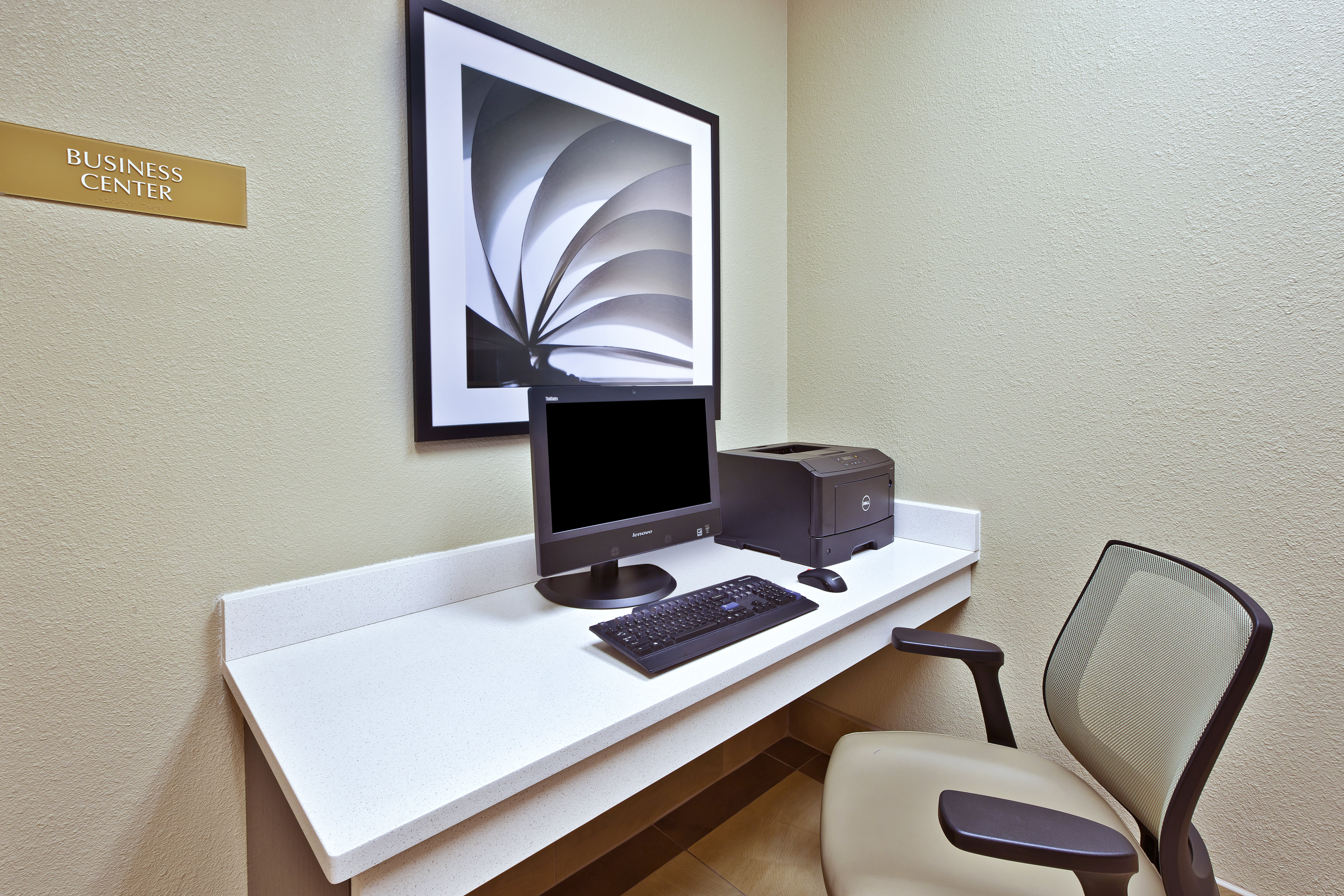 candlewood suites indianapolis airport by ihg
