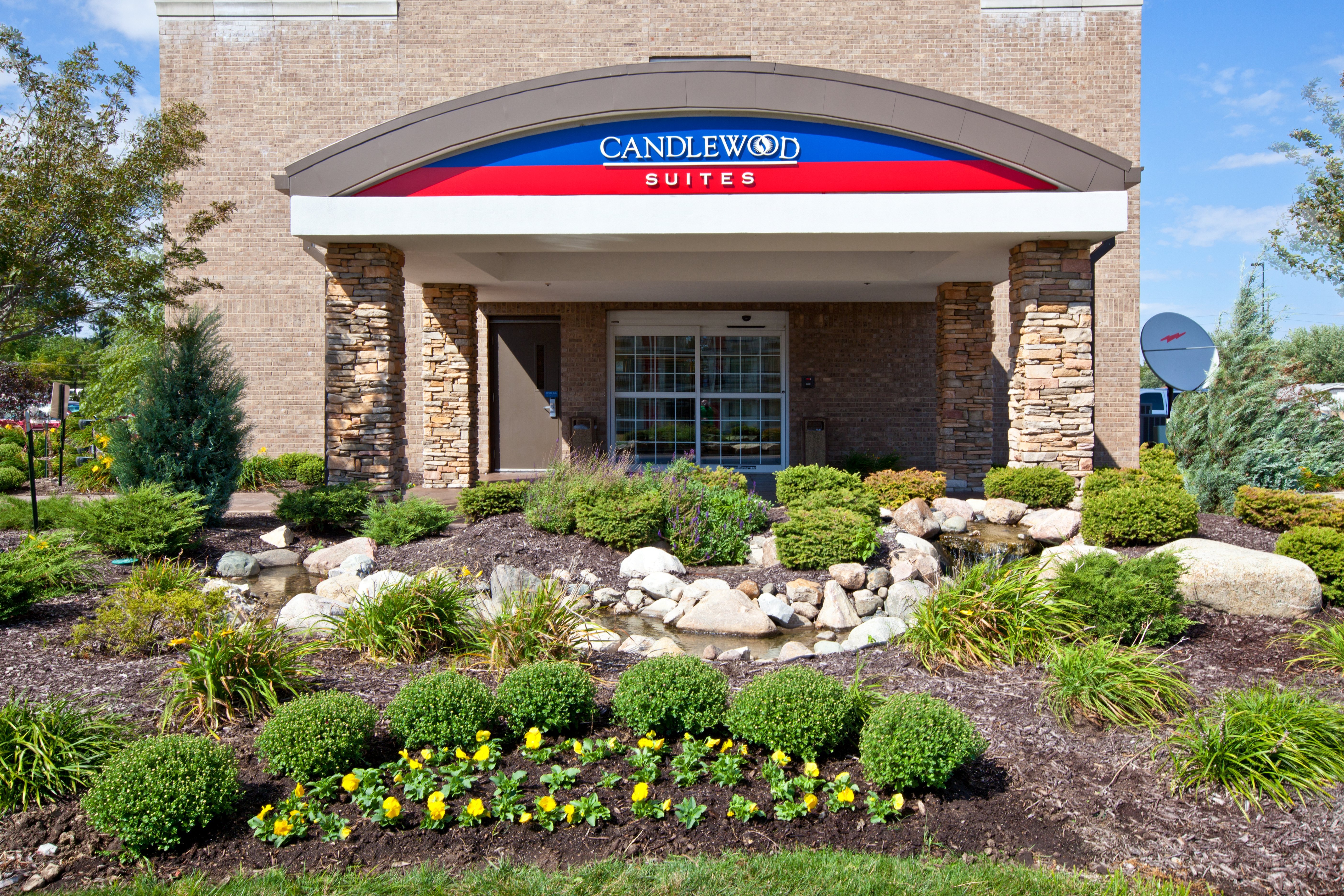 candlewood suites indianapolis airport by ihg