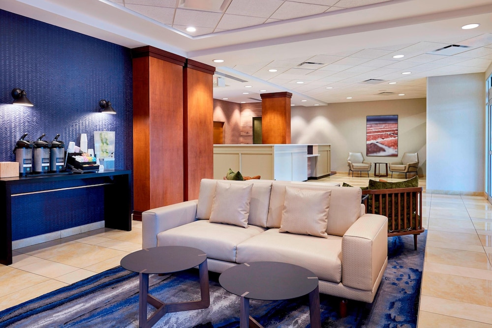 fairfield inn and suites by marriott indianapolis downtown