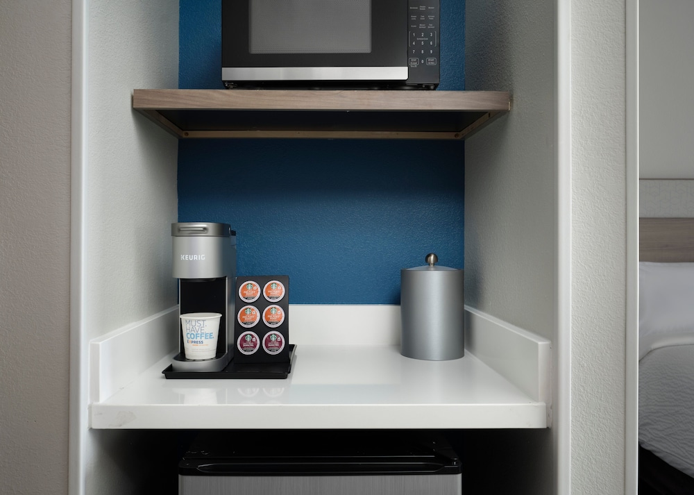 holiday inn express and suites lima an ihg hotel