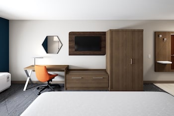 holiday inn express and suites lima an ihg hotel