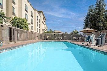 Hampton Inn & Suites Bakersfield/Hwy 58, Ca,California>>Bakersfield,3 star