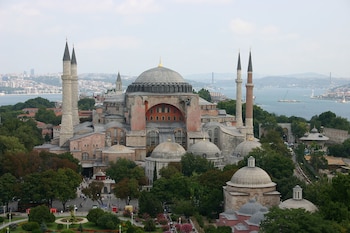 holiday inn istanbul old city by ihg