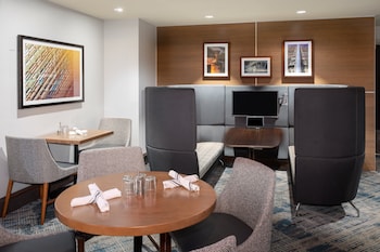 Crowne Plaza Kansas City Downtown By Ihg,Kansas City>>Jackson,4 star