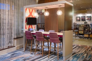 Crowne Plaza Kansas City Downtown By Ihg,Kansas City>>Jackson,4 star