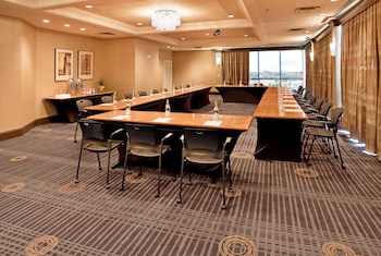 crowne plaza kansas city downtown by ihg