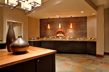 crowne plaza kansas city downtown by ihg