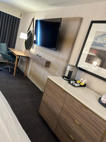 crowne plaza kansas city downtown by ihg