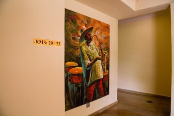 sarina suites and apartments