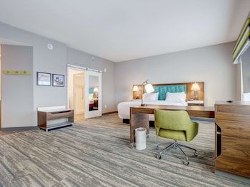 hampton inn and suites cincinnati midtown rookwood