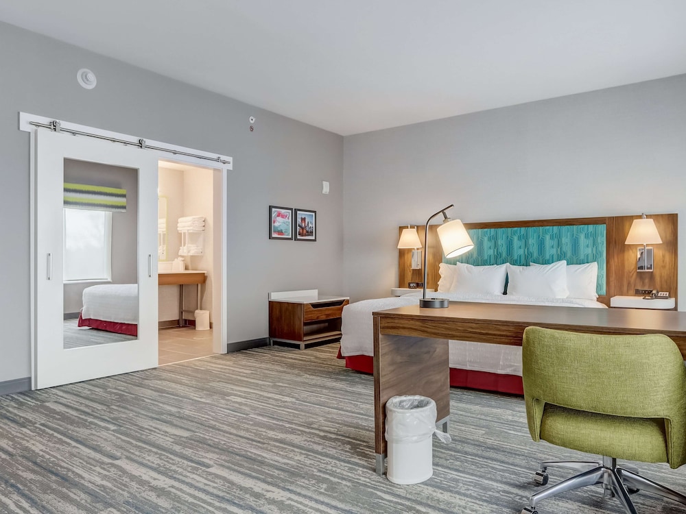 hampton inn and suites cincinnati midtown rookwood