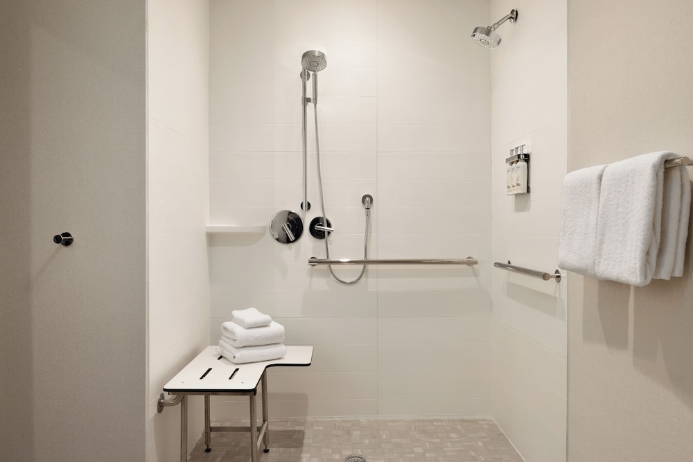 holiday inn express cape canaveral an ihg hotel