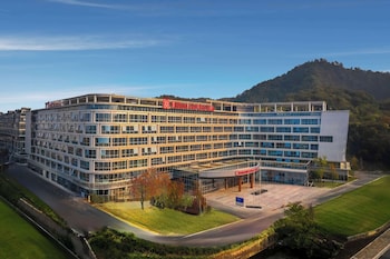 hilton garden inn huzhou high speed railway station