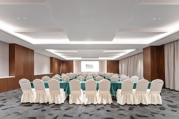 hilton garden inn huzhou high speed railway station