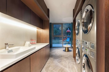 hilton garden inn huzhou high speed railway station