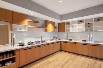 hyatt house sacramento airport natomas