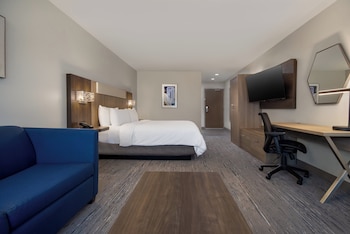 holiday inn express and suites muskegon grand haven