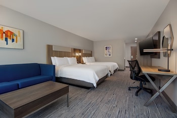 holiday inn express and suites muskegon grand haven