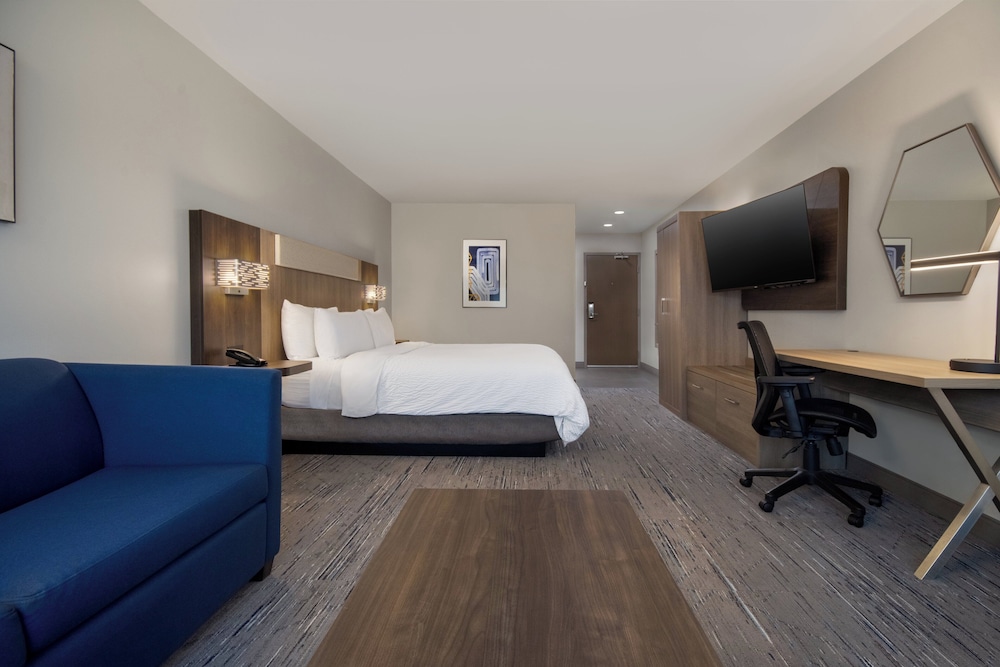 holiday inn express and suites muskegon grand haven