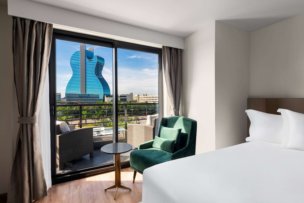 dolce by wyndham hollywood