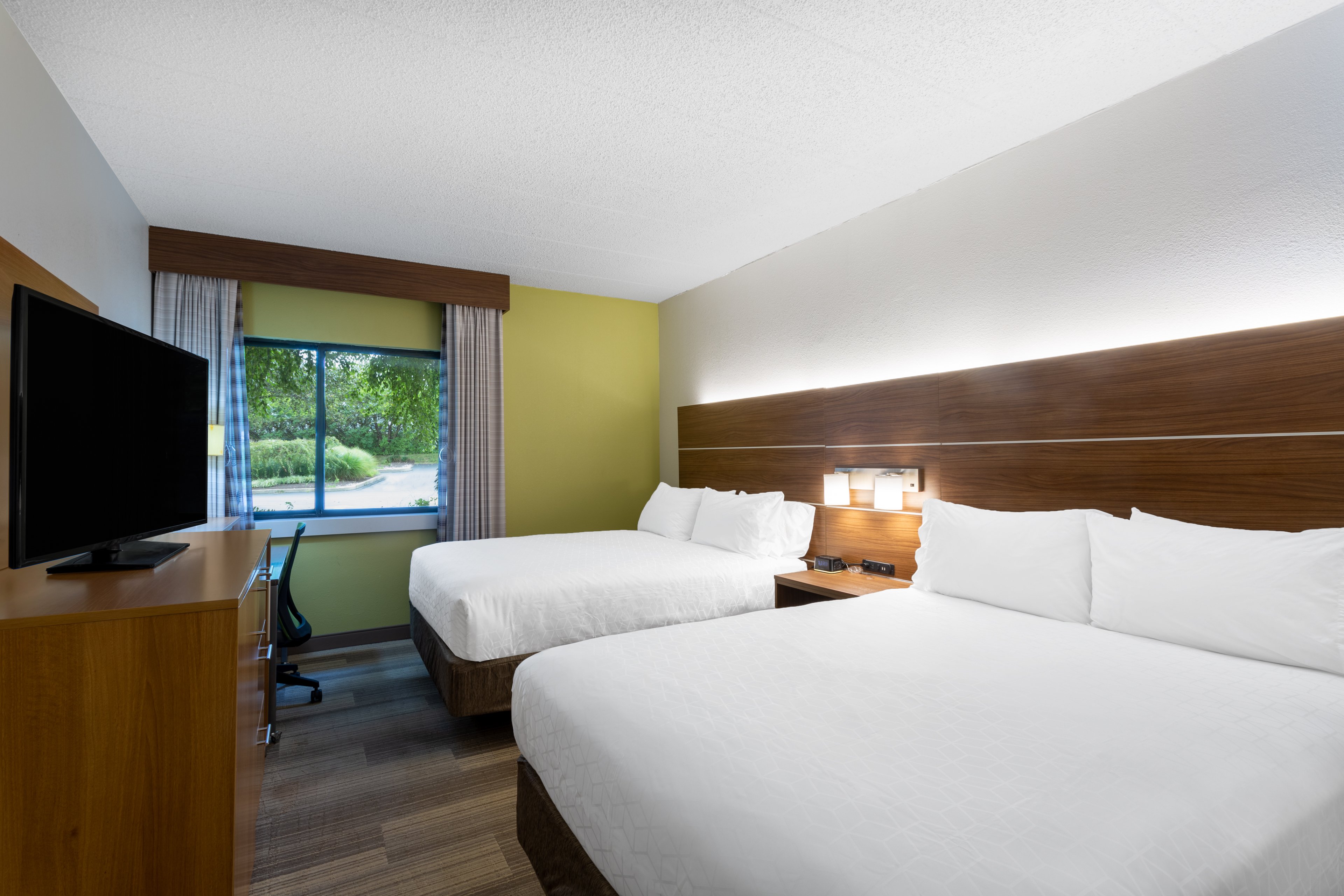 holiday inn express and suites king of prussia