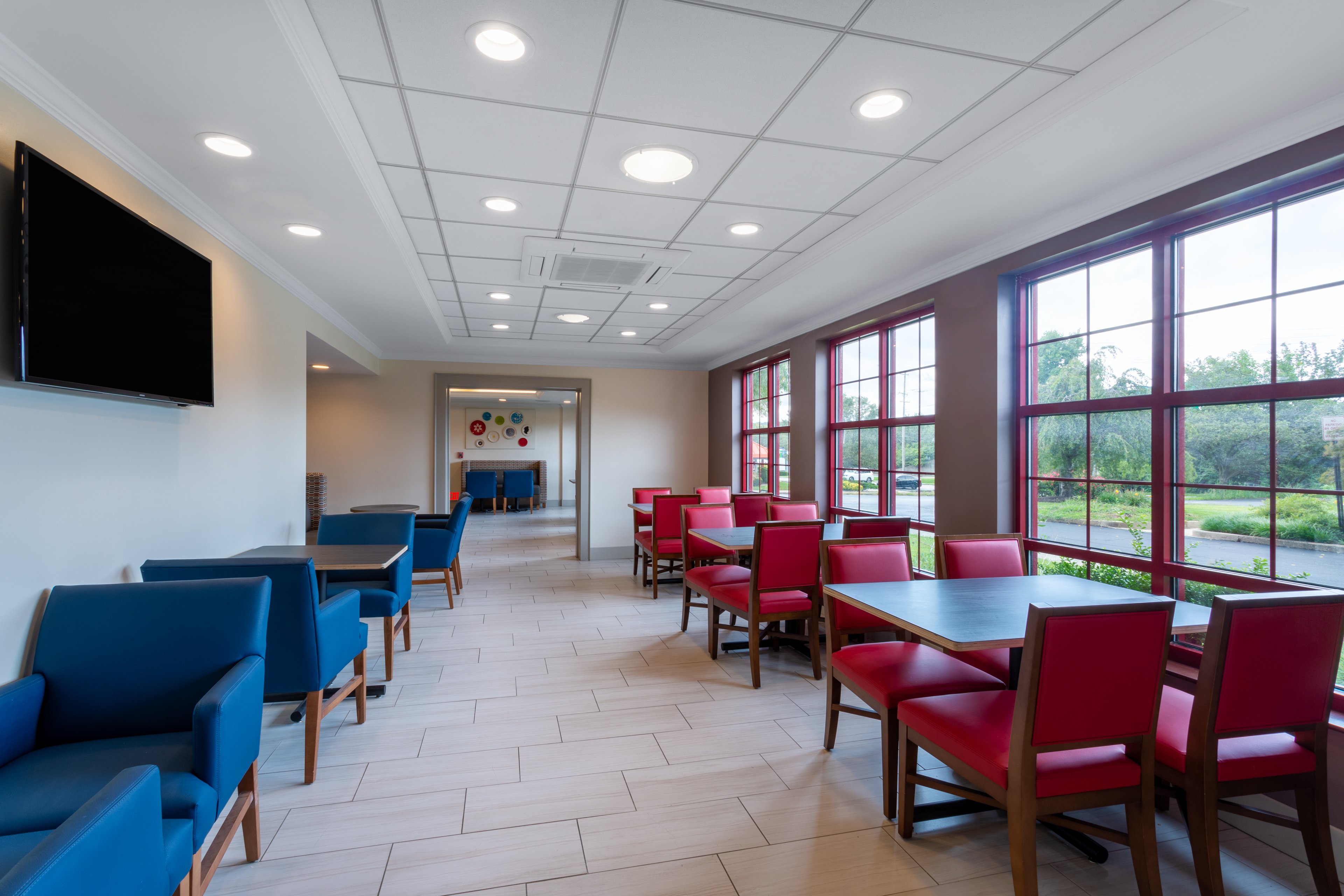 holiday inn express and suites king of prussia
