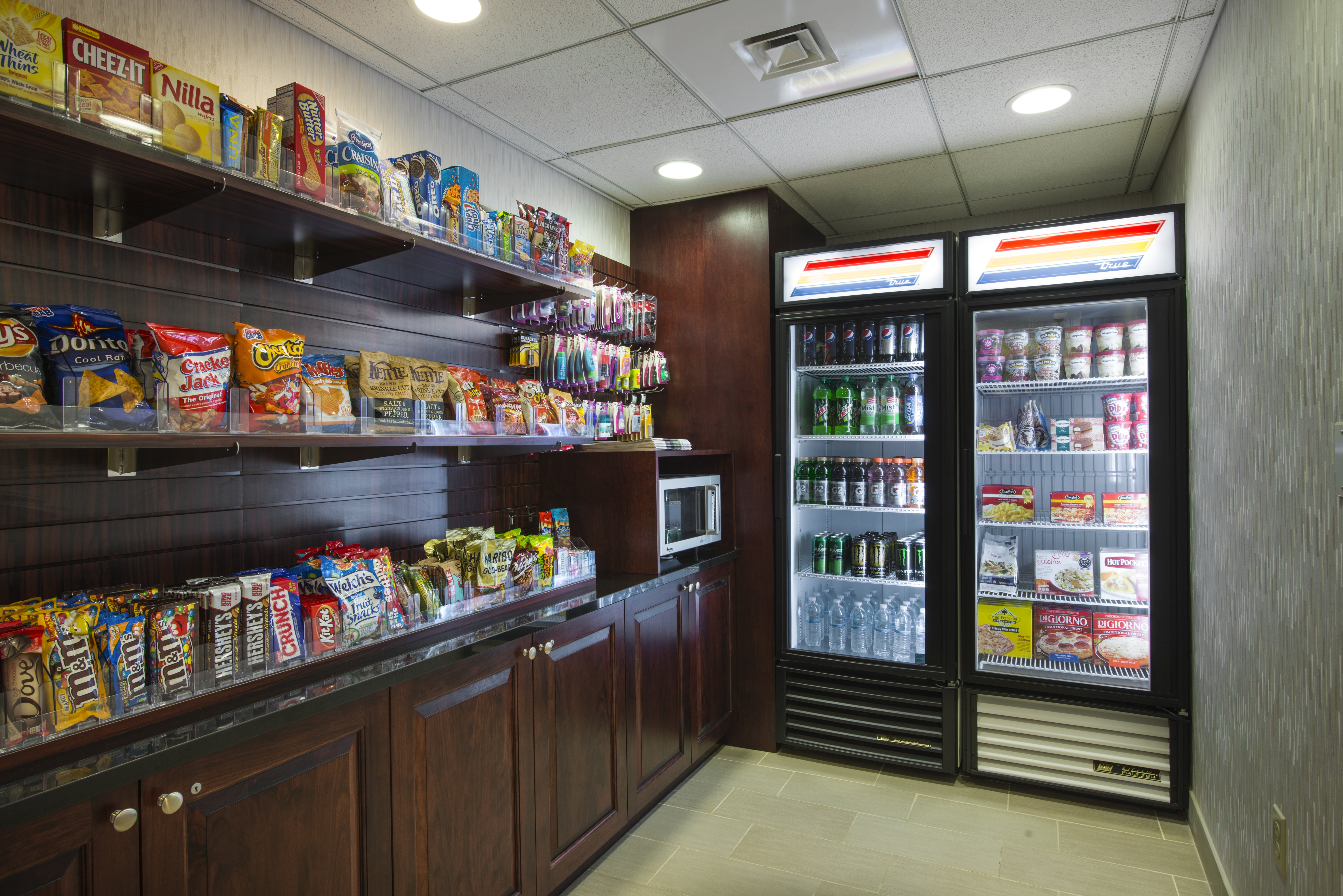 holiday inn express and suites king of prussia