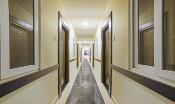 treebo trend naaz royal