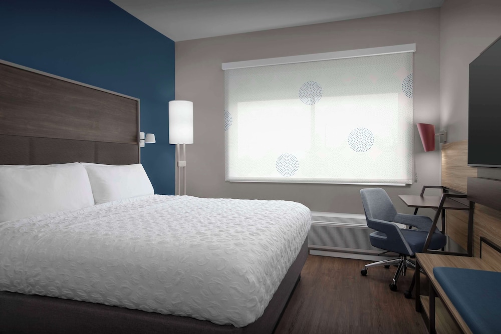 tru by hilton jackson