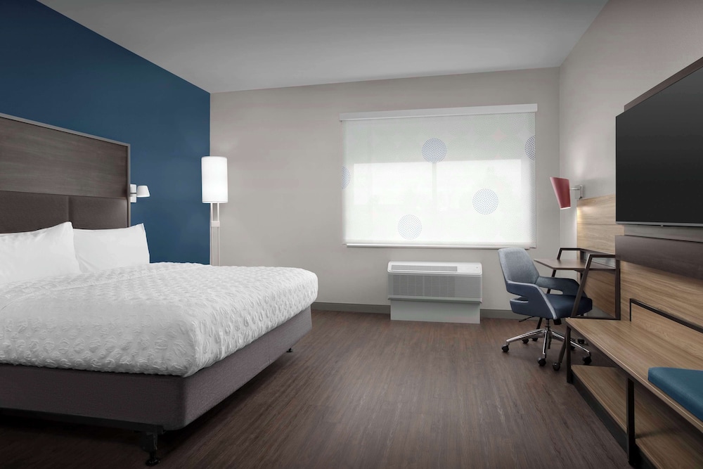 tru by hilton jackson