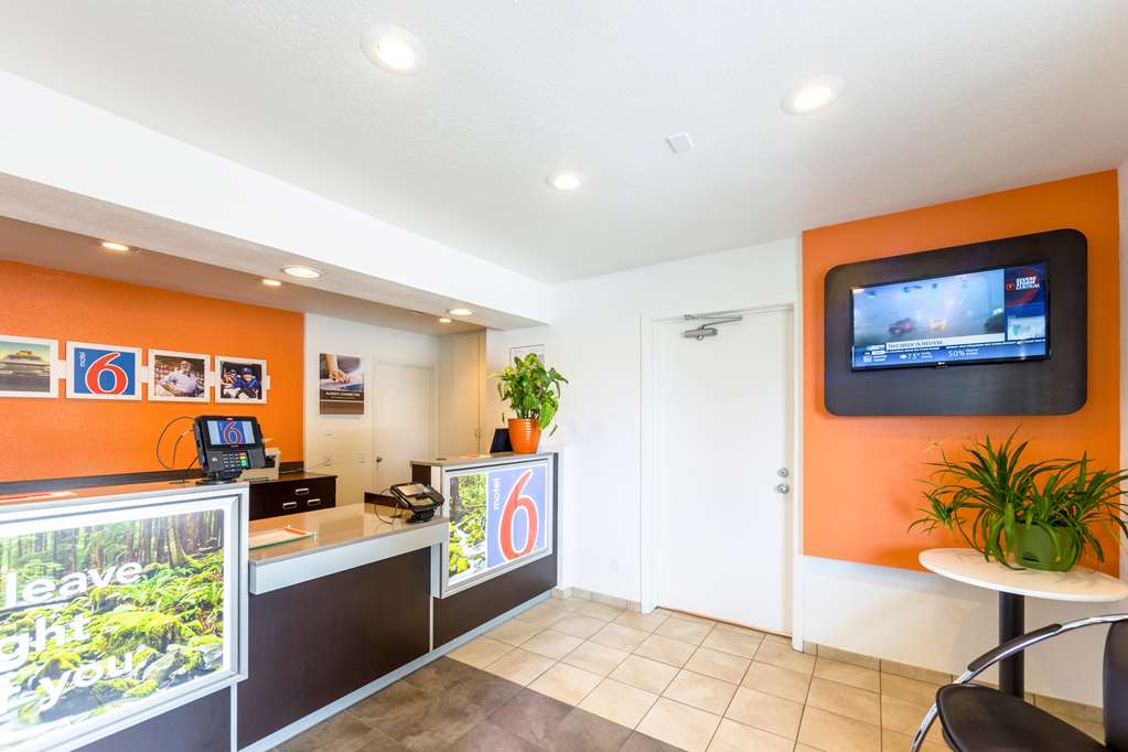 motel 6 klamath falls or