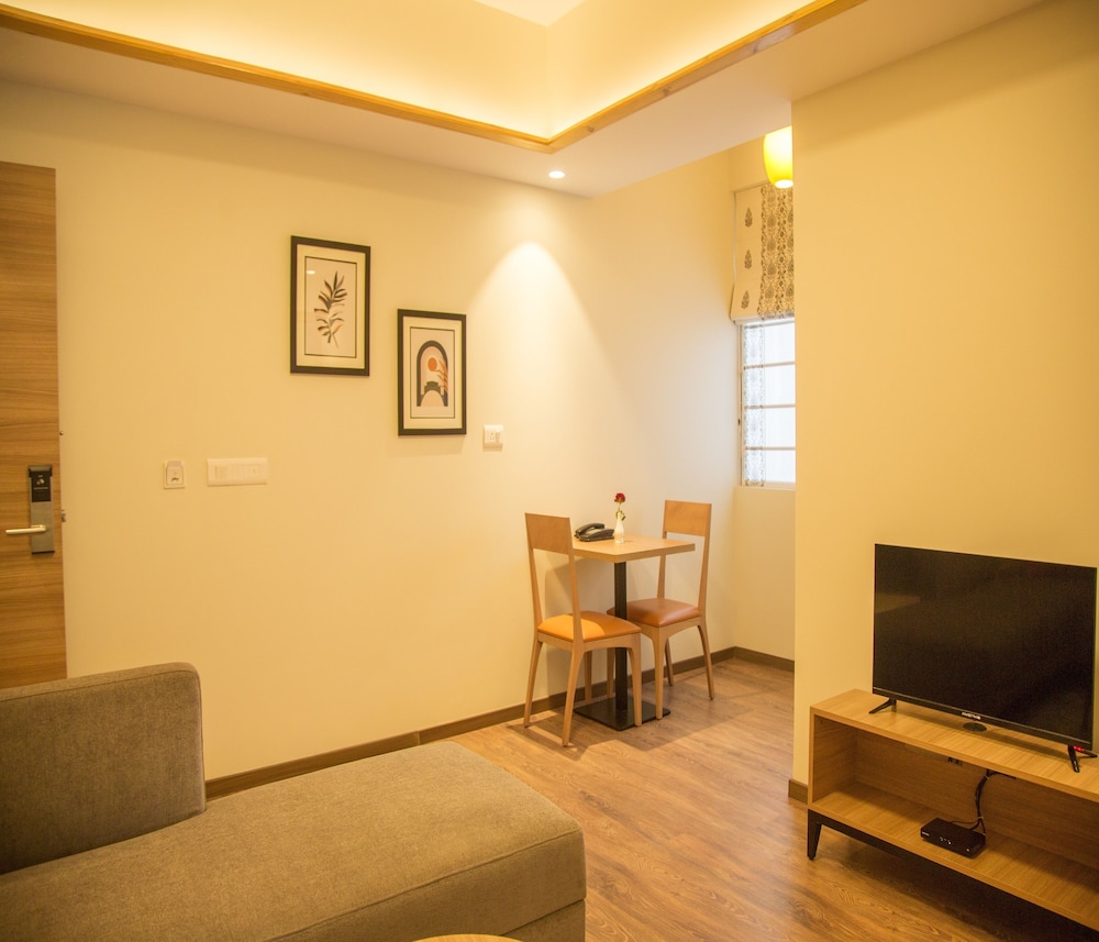 innistique by inventree