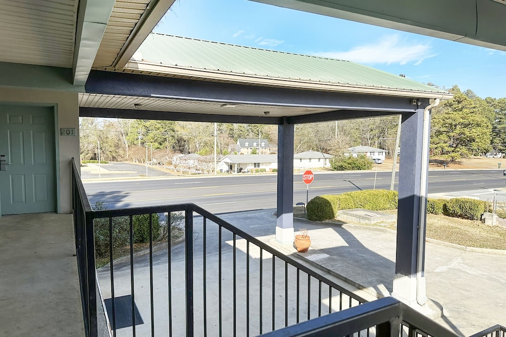 garden inn and suites