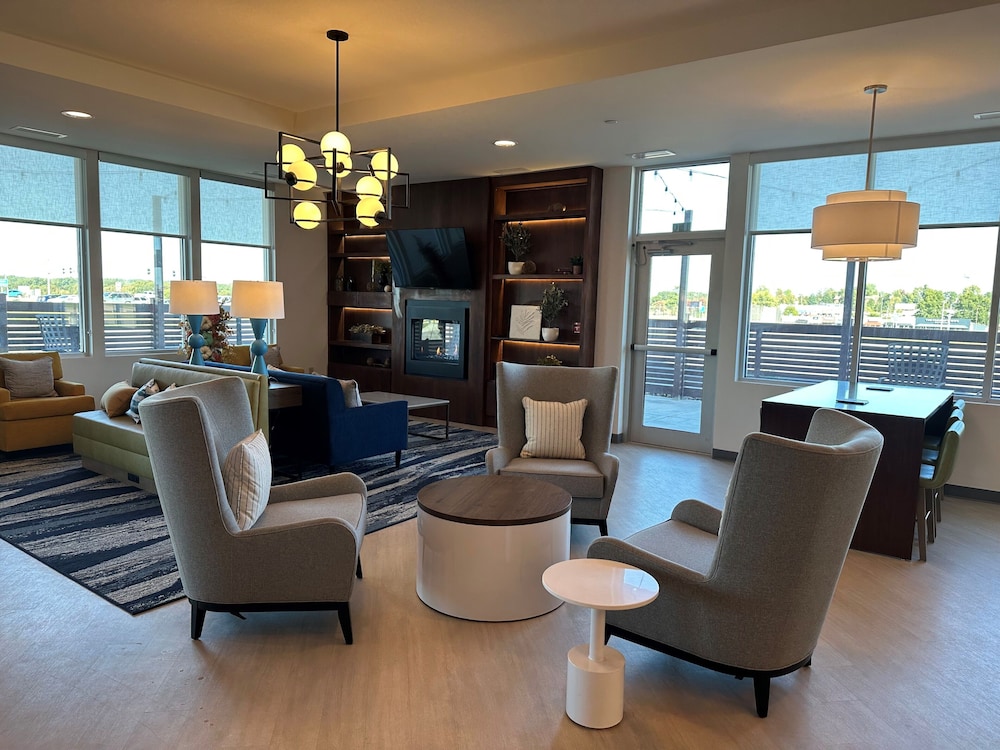 comfort inn and suites