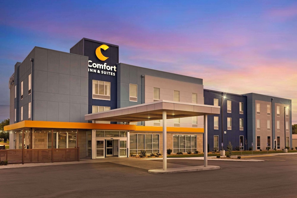 comfort inn and suites