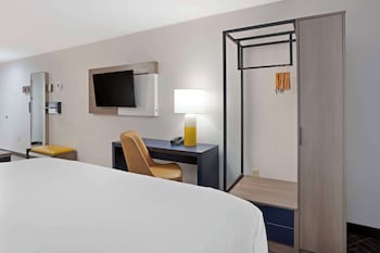 comfort inn and suites