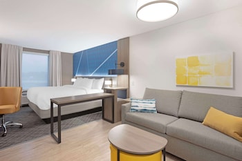 comfort inn and suites