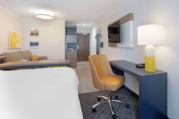 comfort inn and suites