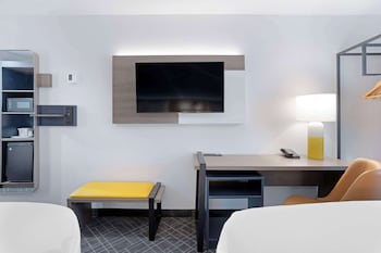 comfort inn and suites