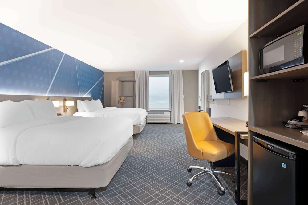 comfort inn and suites