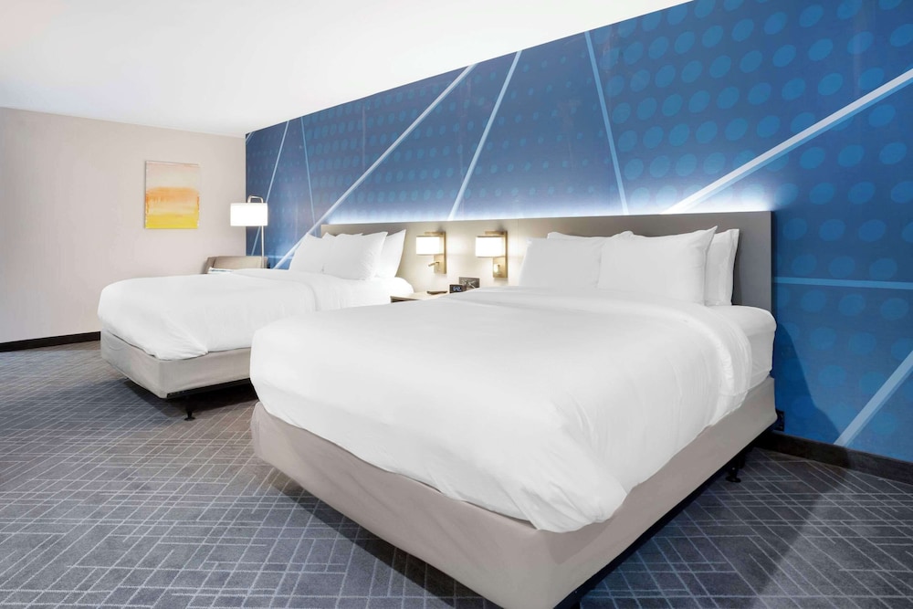 comfort inn and suites