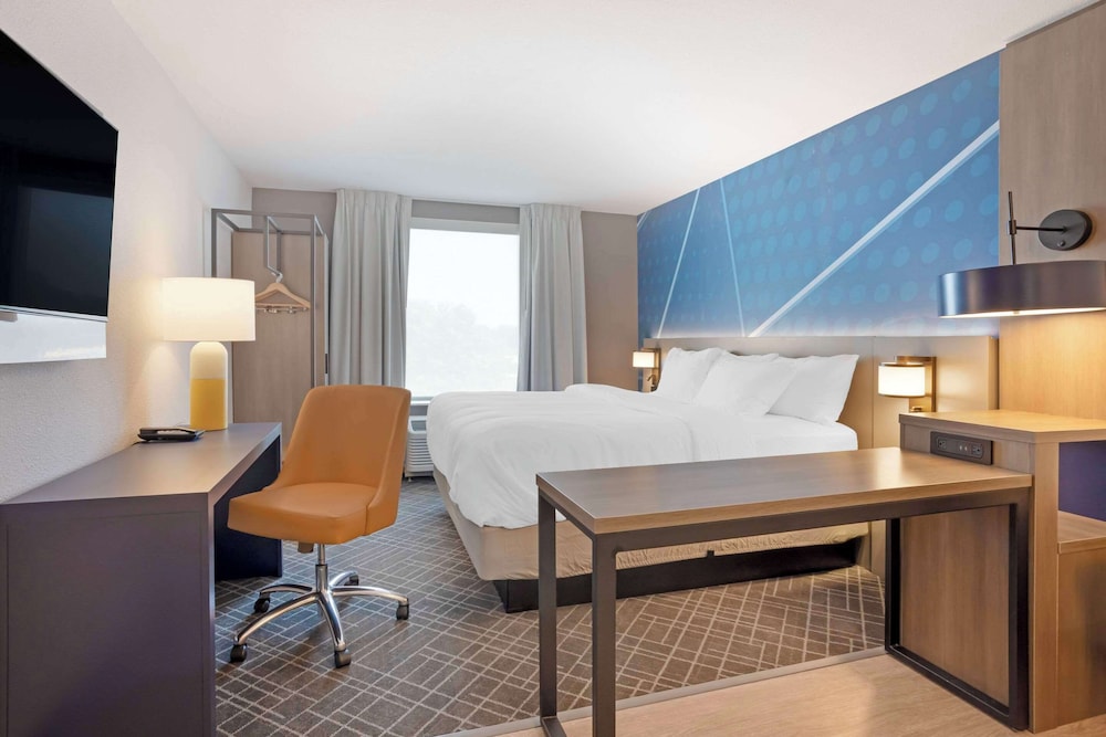 comfort inn and suites