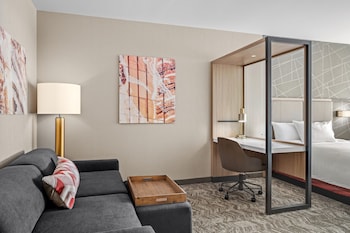 springhill suites by marriott menomonee falls