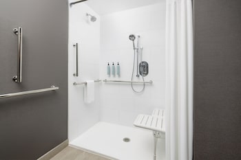 courtyard by marriott new castle