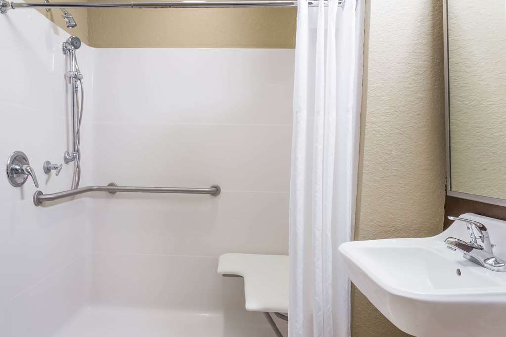 microtel inn and suites by wyndham jacksonville airport