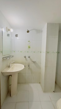 mohammadia restaurant and guest house