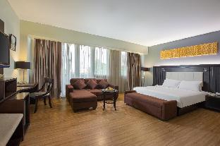 Oakwood Hotel & Apartments Taman Mini Jakarta,East Jakarta>>Bekasi,4 star