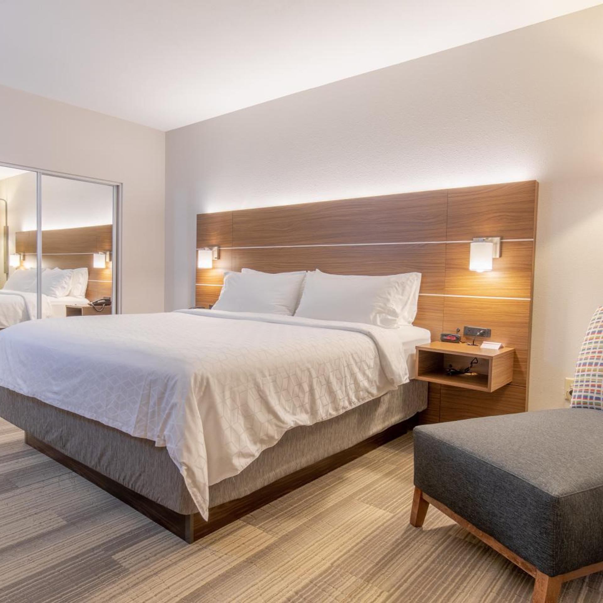 holiday inn express johnson city by ihg