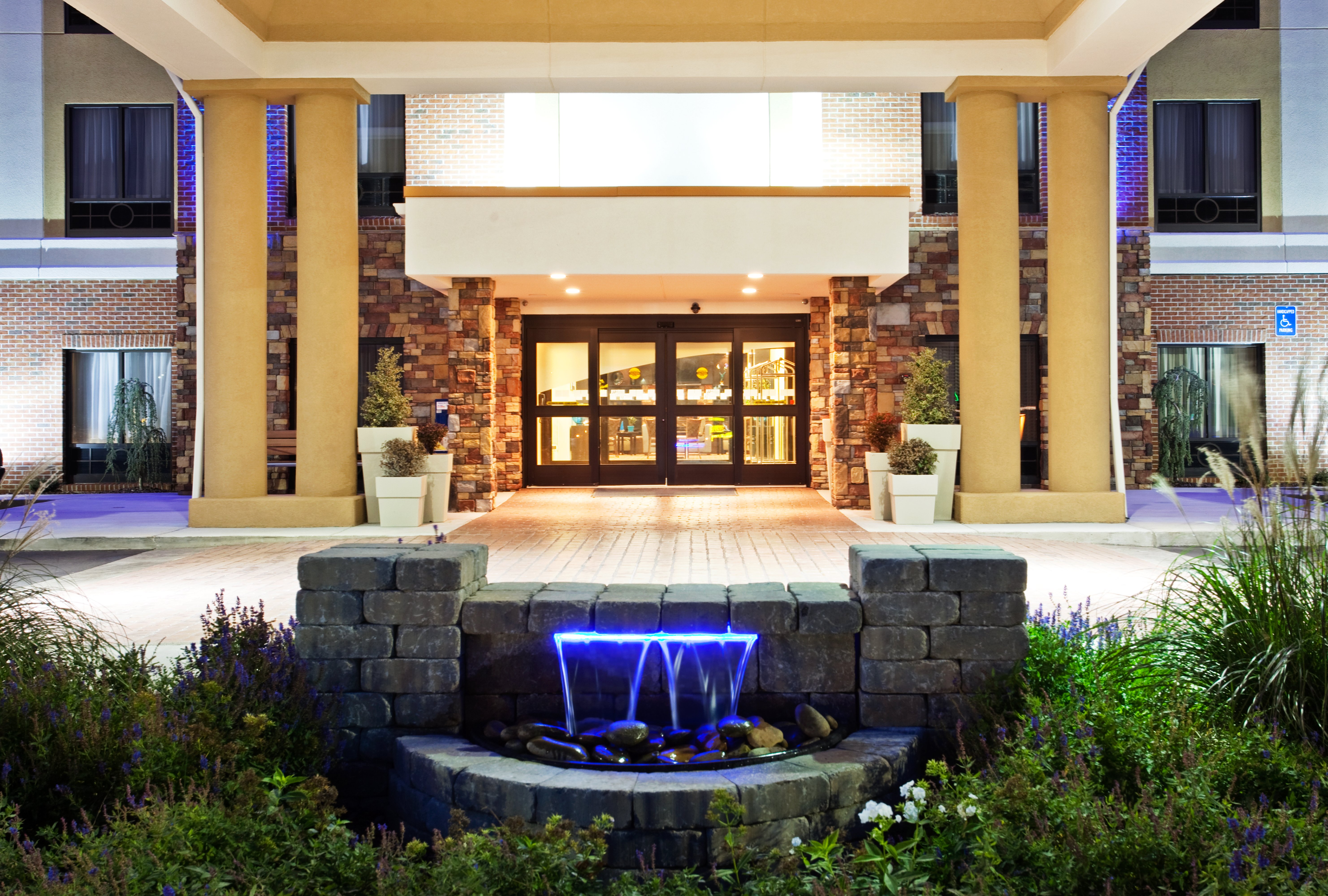 holiday inn express johnson city by ihg